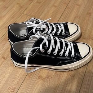 Chuck 70 Black low tops